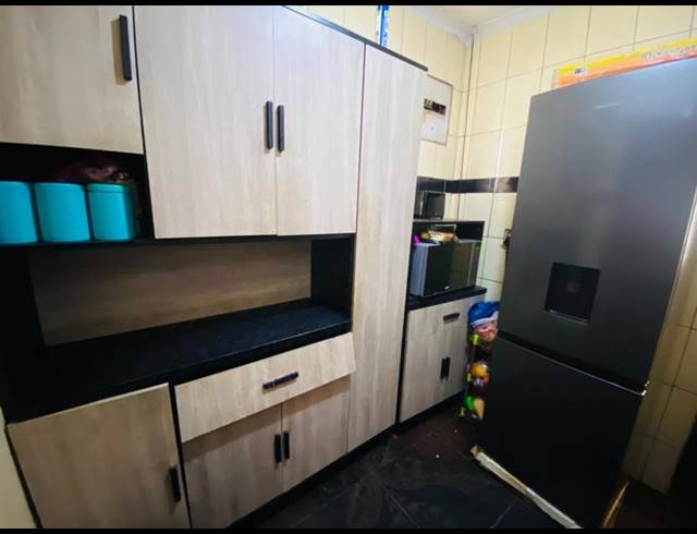 2 BEDROOM HOUSE FOR SALE IN BUHLE PARK